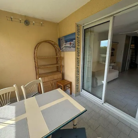 Genevrier - T2 - Terrasse - Parking - Piscine Lejlighed *