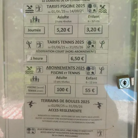 Genevrier - T2 - Terrasse - Parking - Piscine Six-Fours-les-Plages