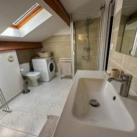 Genevrier - T2 - Terrasse - Parking - Piscine Lejlighed *