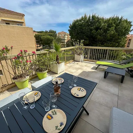 Genevrier - T2 - Terrasse - Parking - Piscine Lejlighed